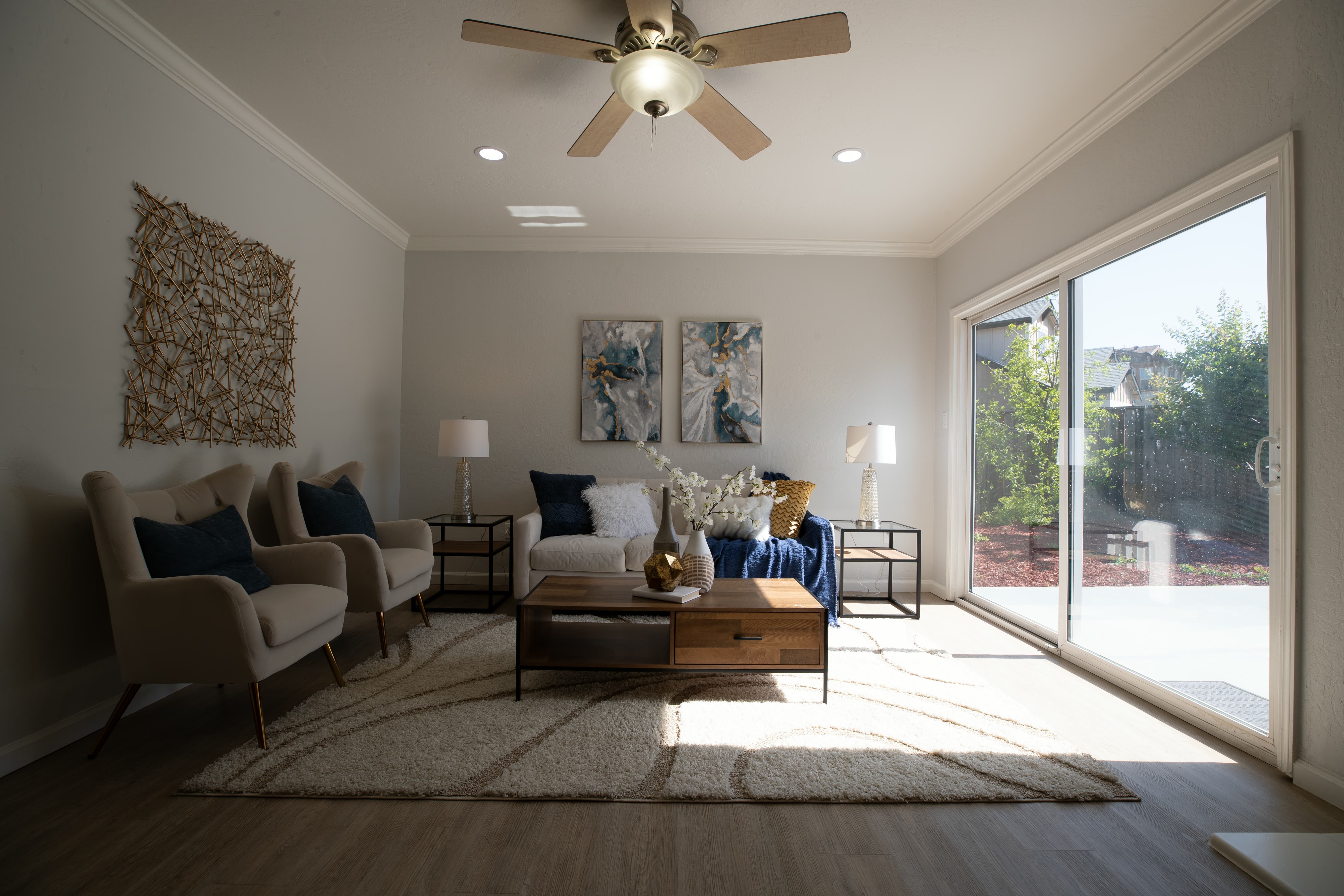 One of our sample images of real estate.